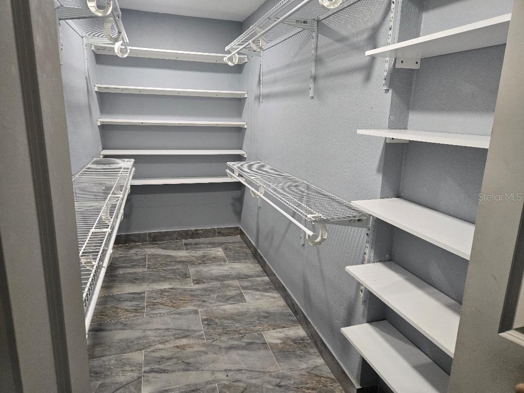 6532 LA MESA CIR, TAMPA, FL, 33634