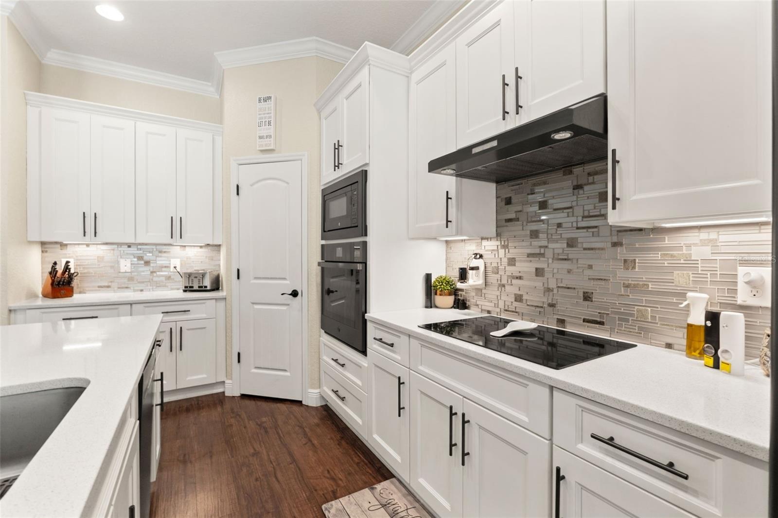 2111 MAXIMILIAN AVE, SPRING HILL, FL, 34609