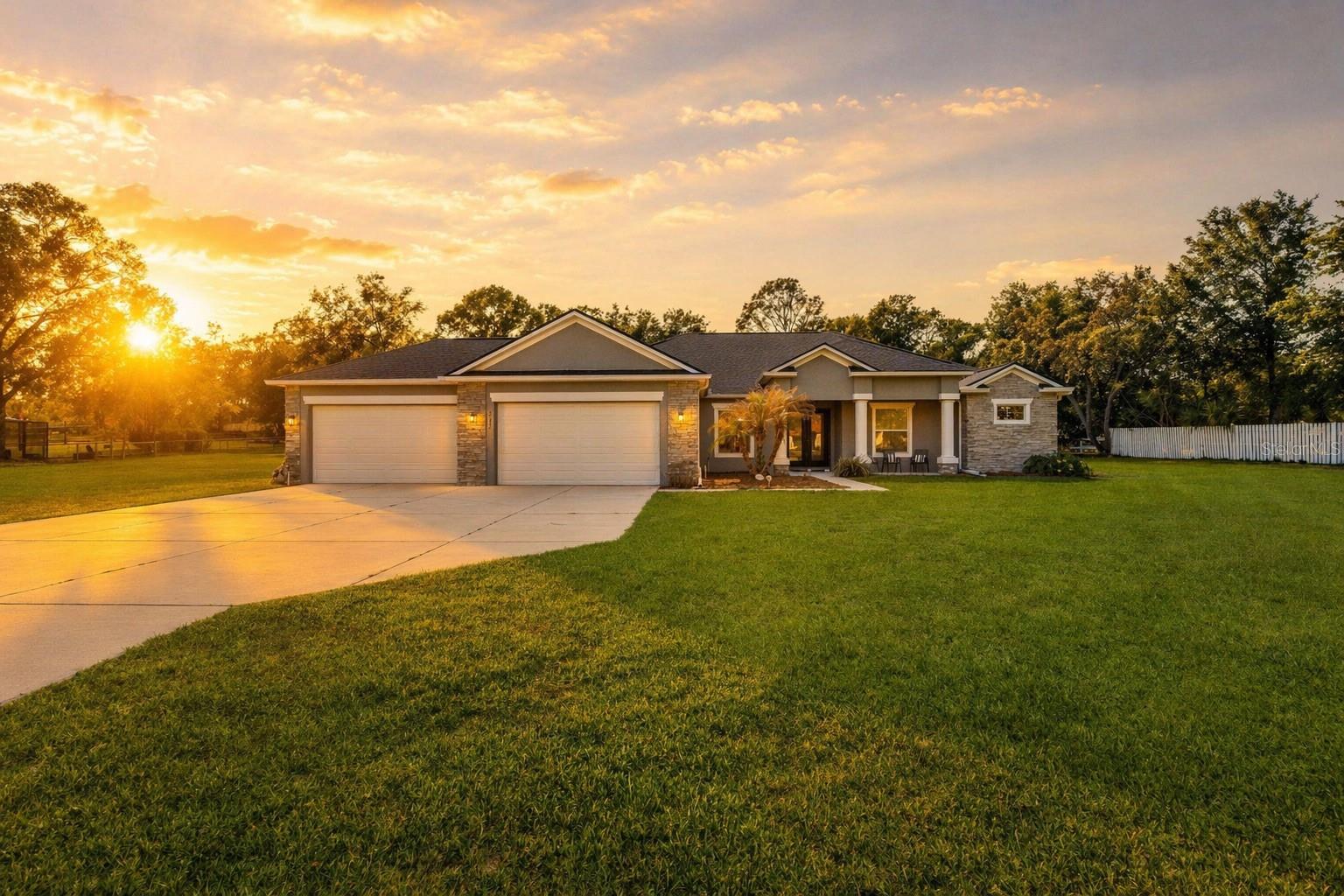 2111 MAXIMILIAN AVE, SPRING HILL, FL, 34609