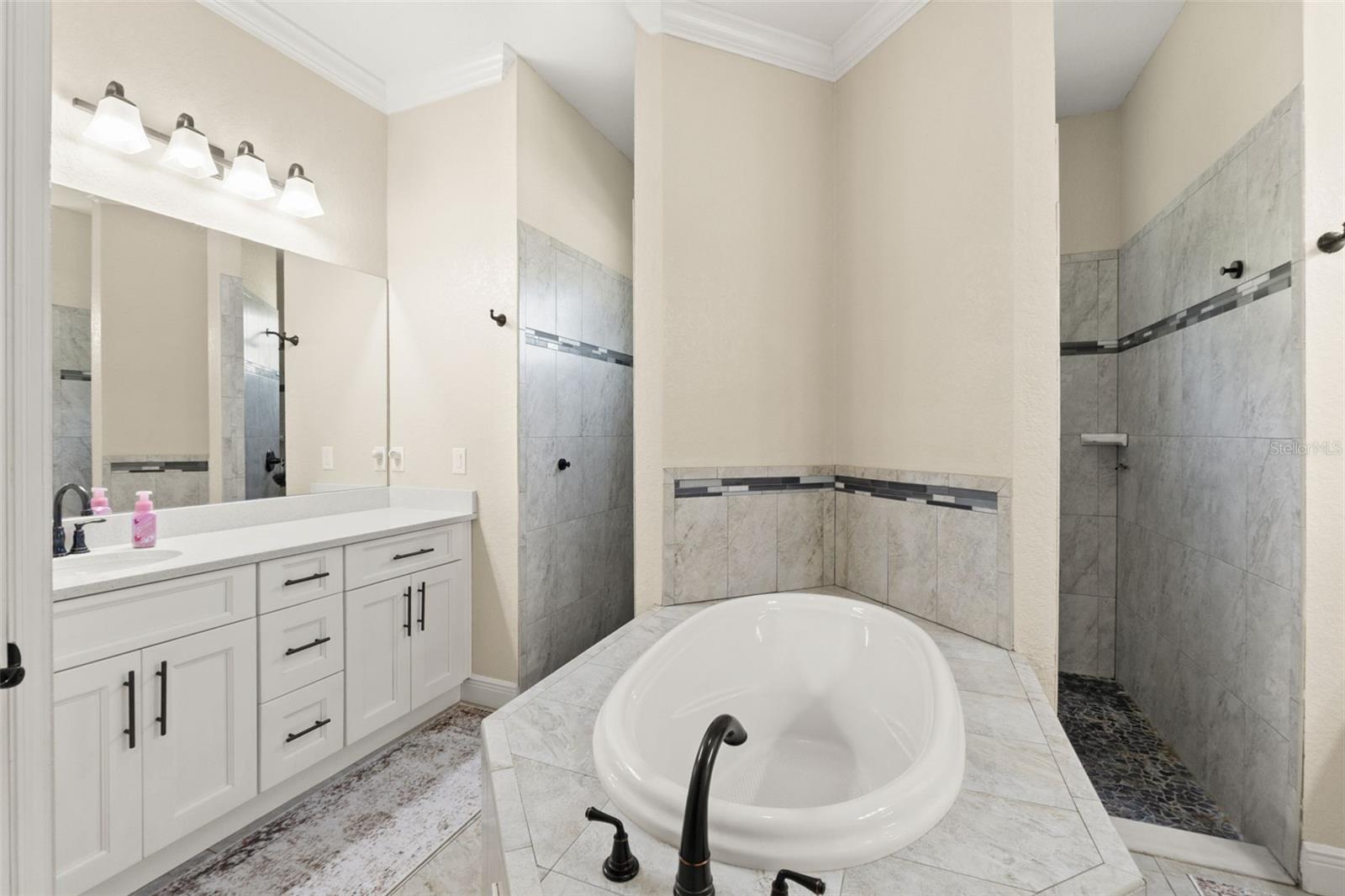 2111 MAXIMILIAN AVE, SPRING HILL, FL, 34609