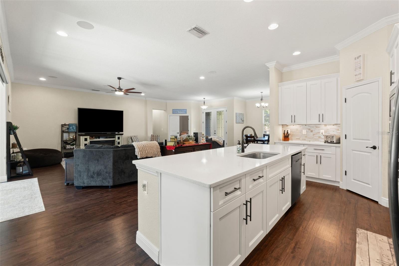 2111 MAXIMILIAN AVE, SPRING HILL, FL, 34609