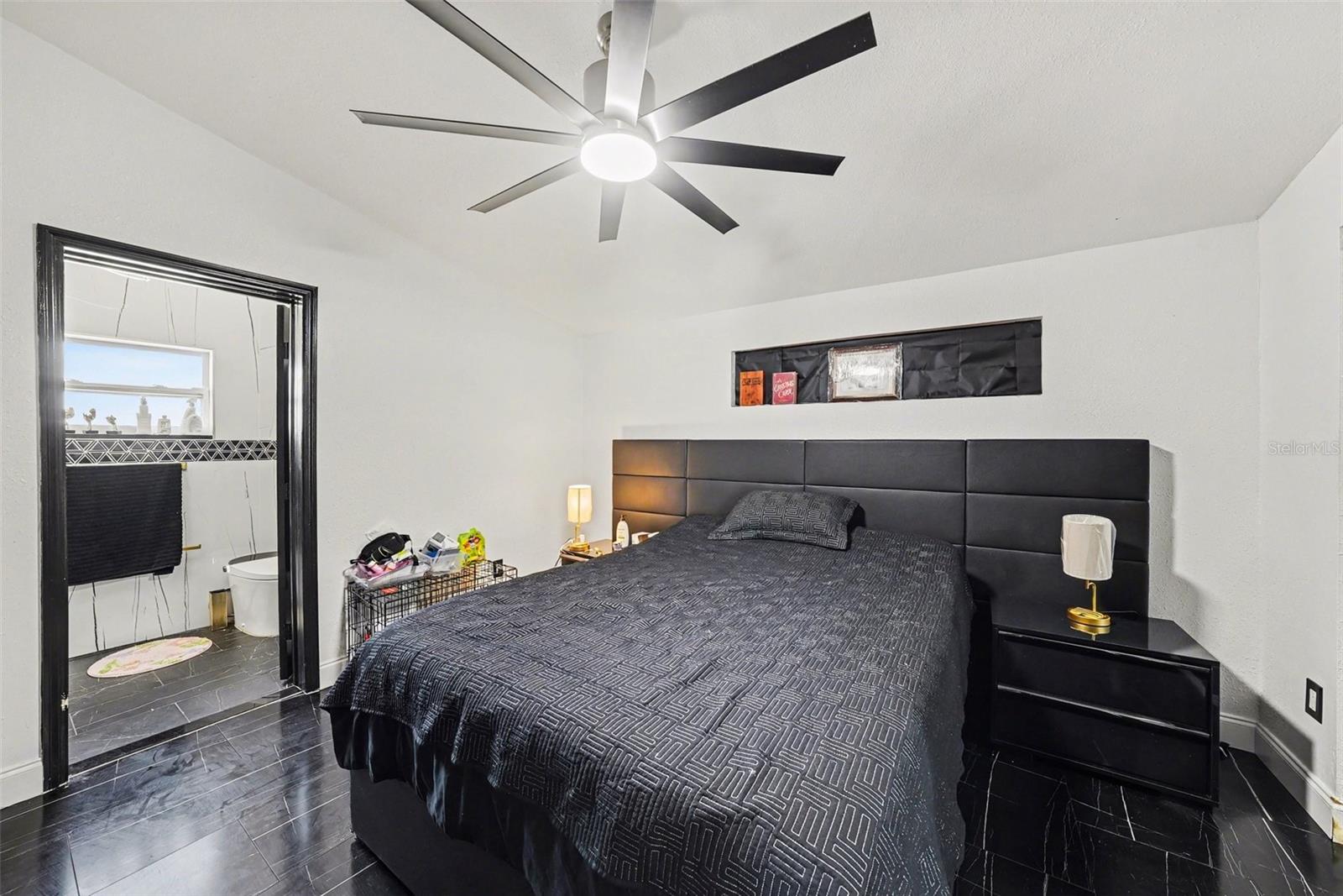 10119 CHIMNEY HILL CT, TAMPA, FL, 33615