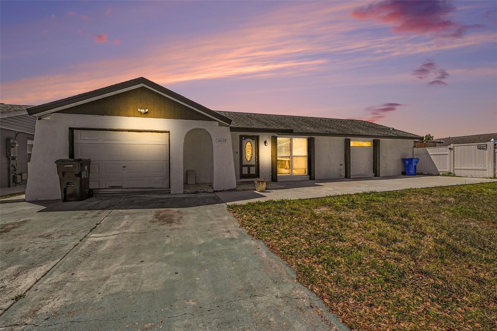 10119 CHIMNEY HILL CT, TAMPA, FL, 33615