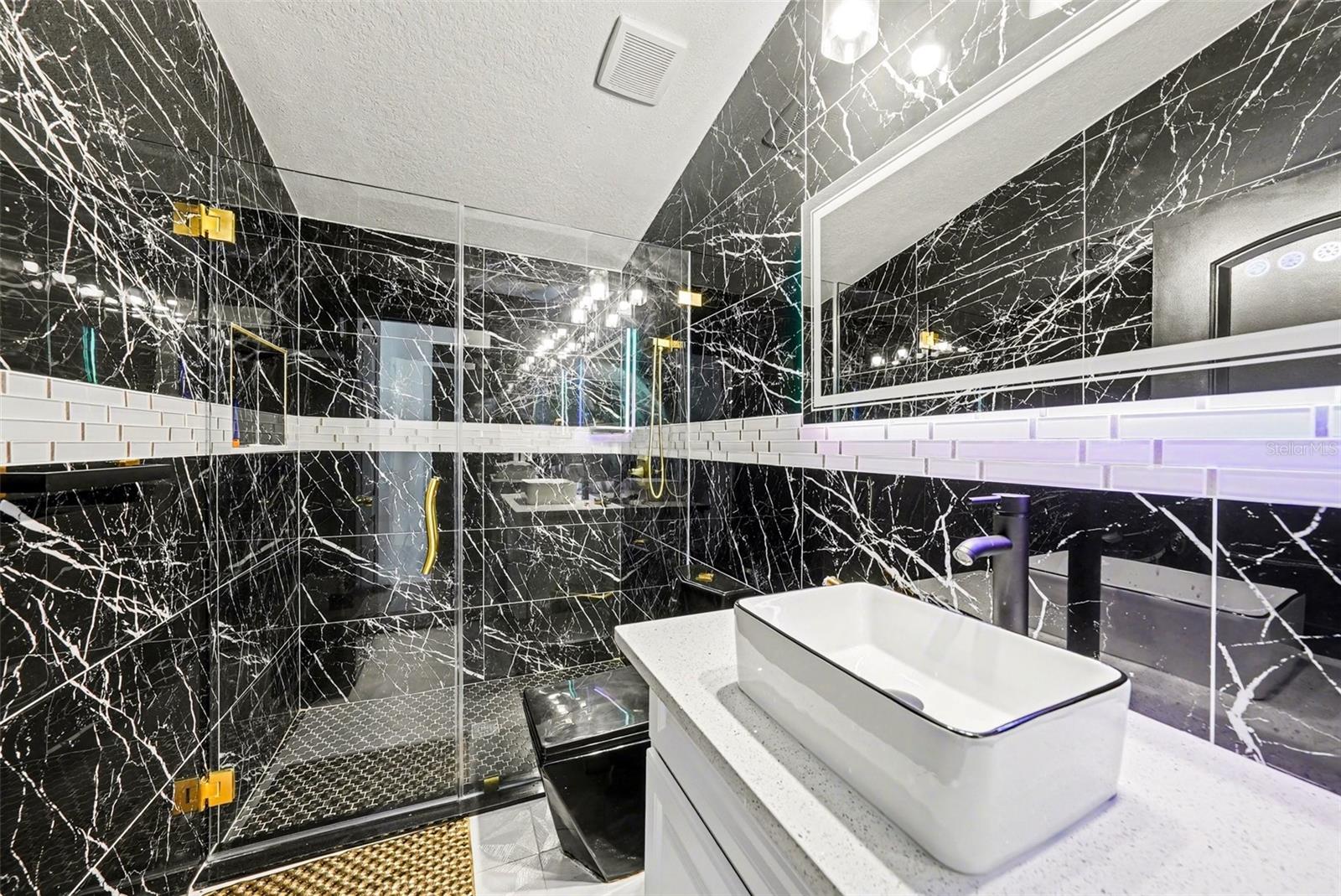 10119 CHIMNEY HILL CT, TAMPA, FL, 33615