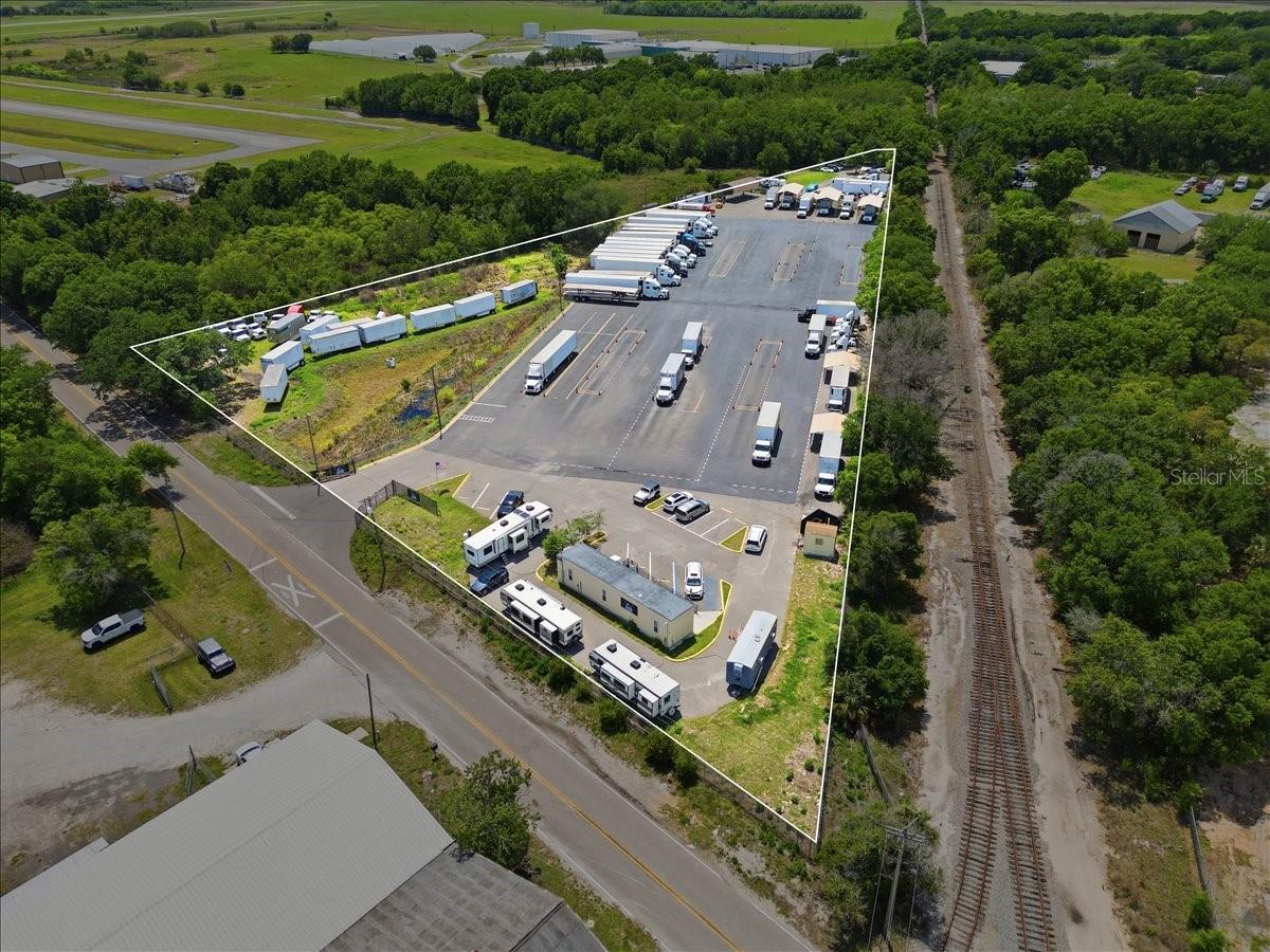 100 S AIRPORT RD, LAKE WALES, FL, 33859