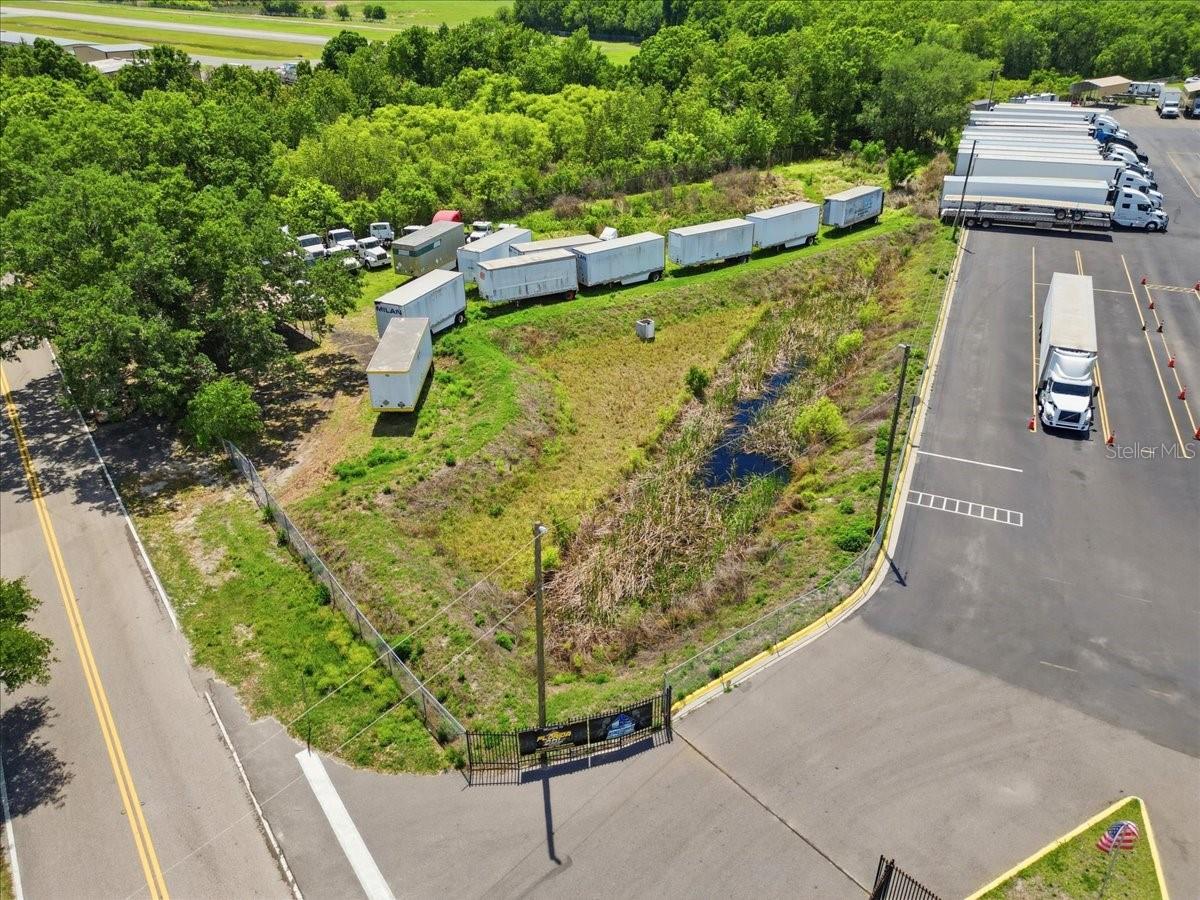 100 S AIRPORT RD, LAKE WALES, FL, 33859