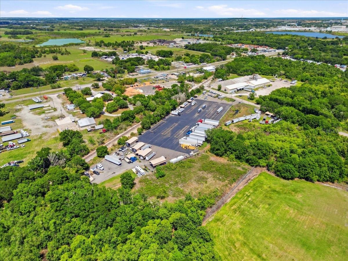 100 S AIRPORT RD, LAKE WALES, FL, 33859