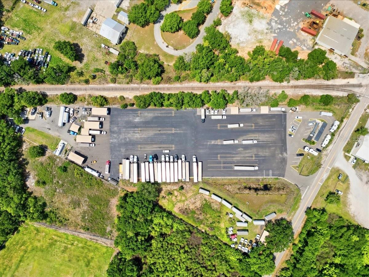 100 S AIRPORT RD, LAKE WALES, FL, 33859