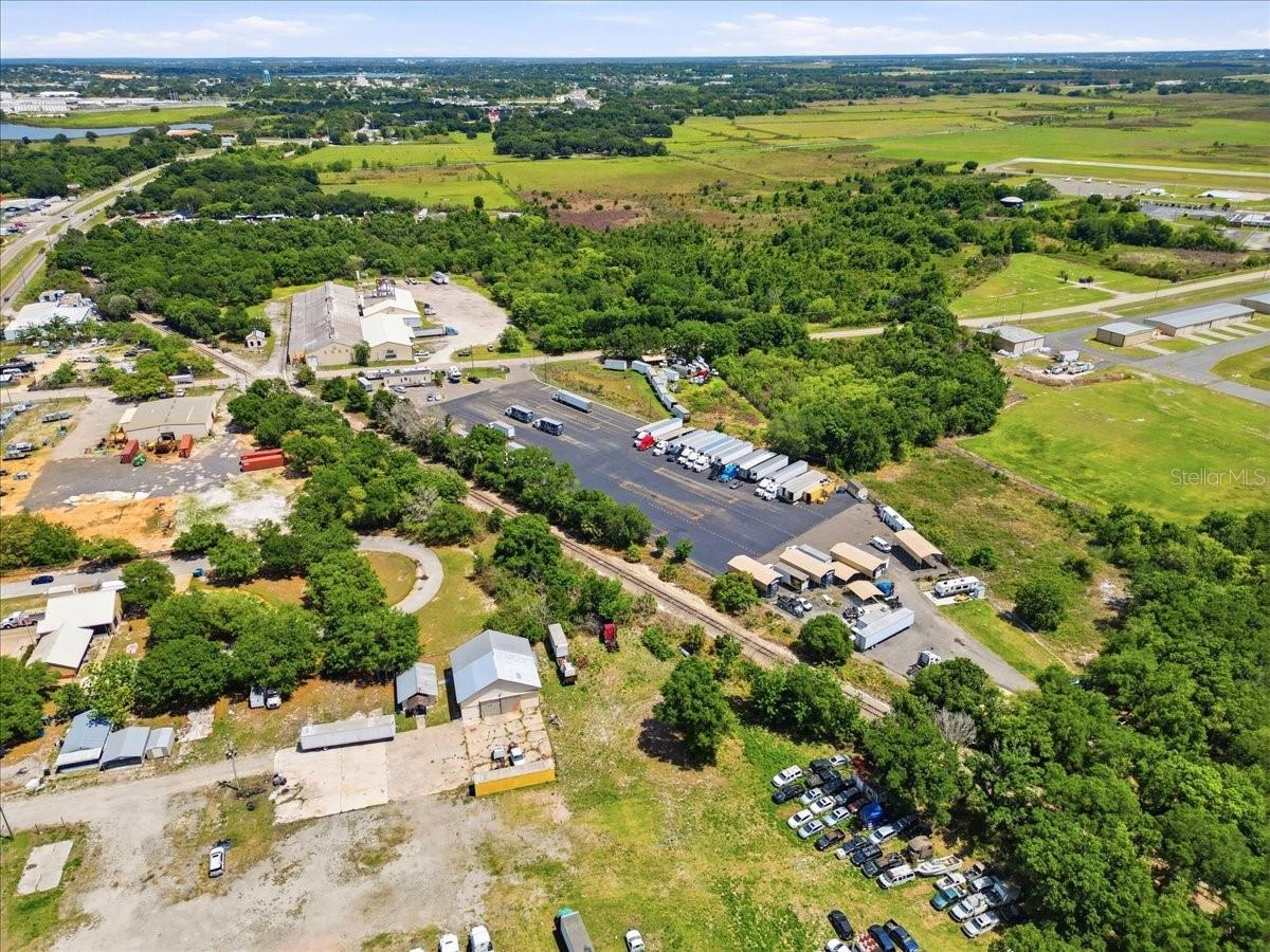 100 S AIRPORT RD, LAKE WALES, FL, 33859