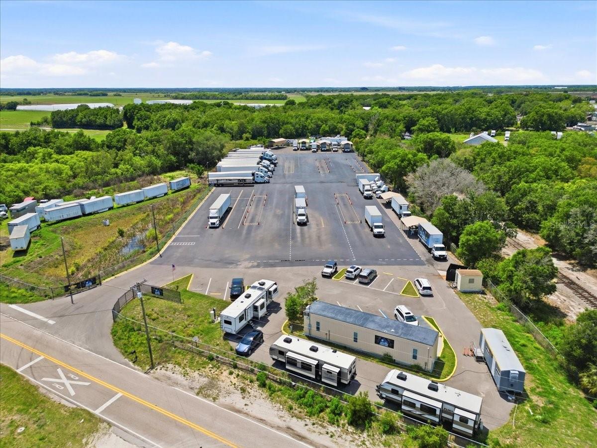 100 S AIRPORT RD, LAKE WALES, FL, 33859