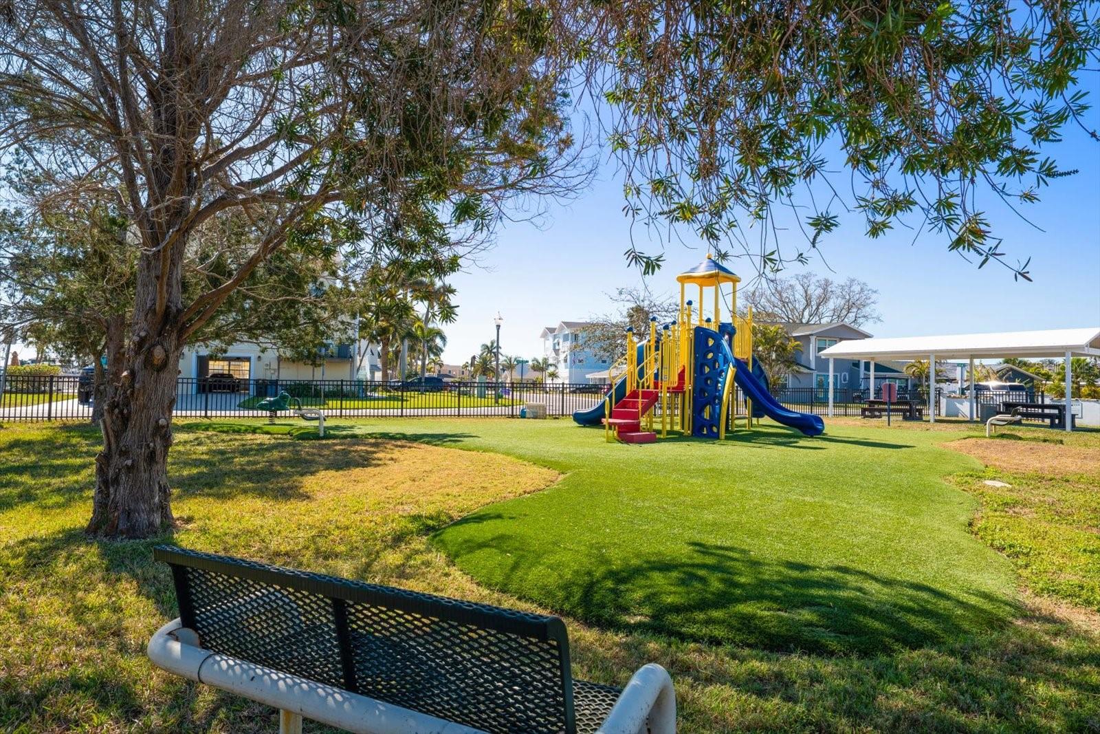 218 176TH AVE E, REDINGTON SHORES, FL, 33708