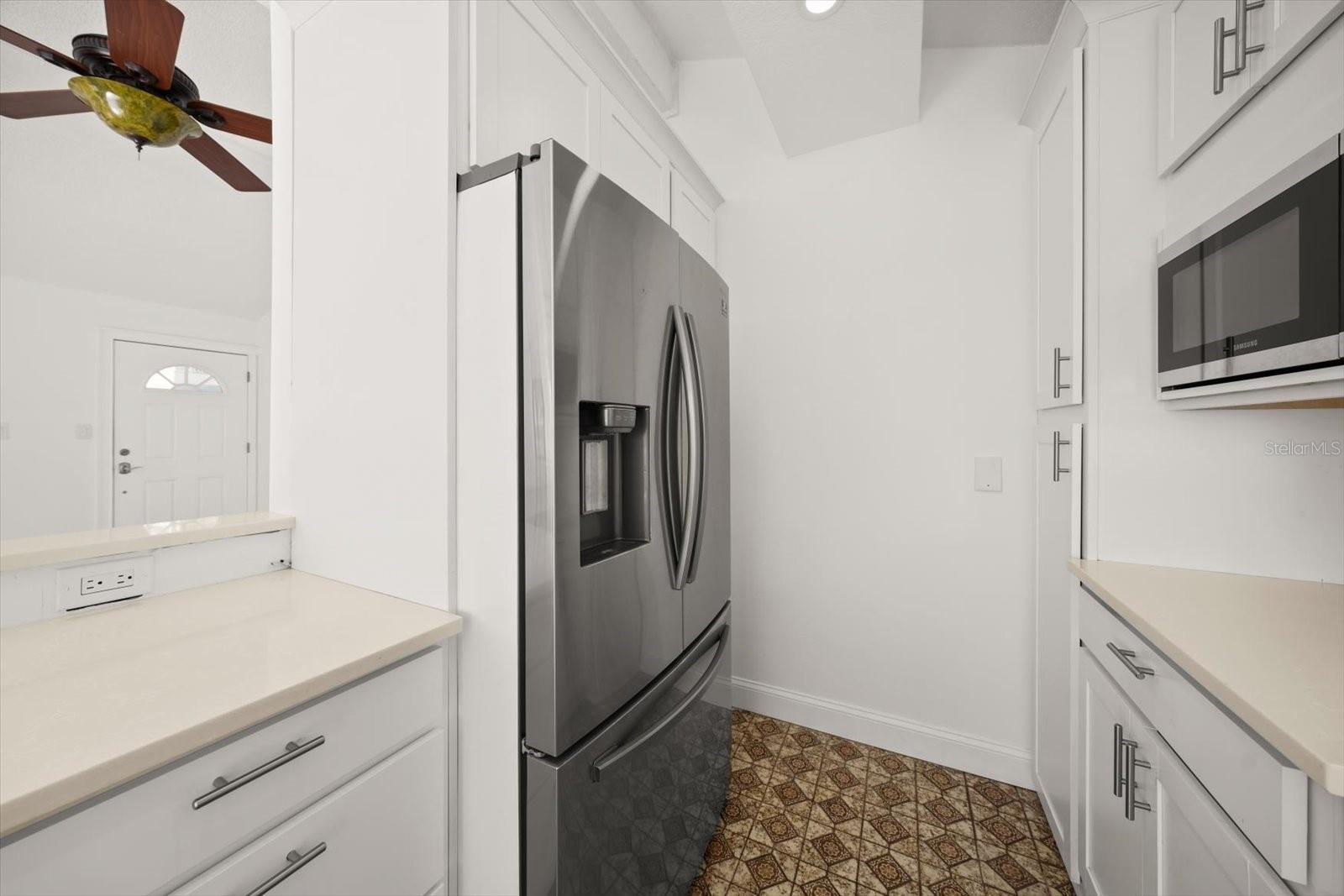 218 176TH AVE E, REDINGTON SHORES, FL, 33708