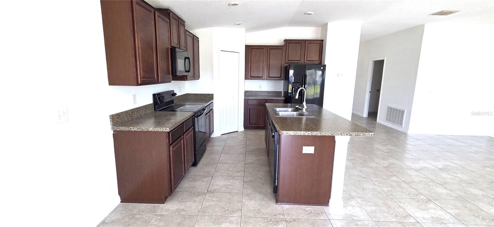 10033 CRESTED FRINGE DR, RIVERVIEW, FL, 33578