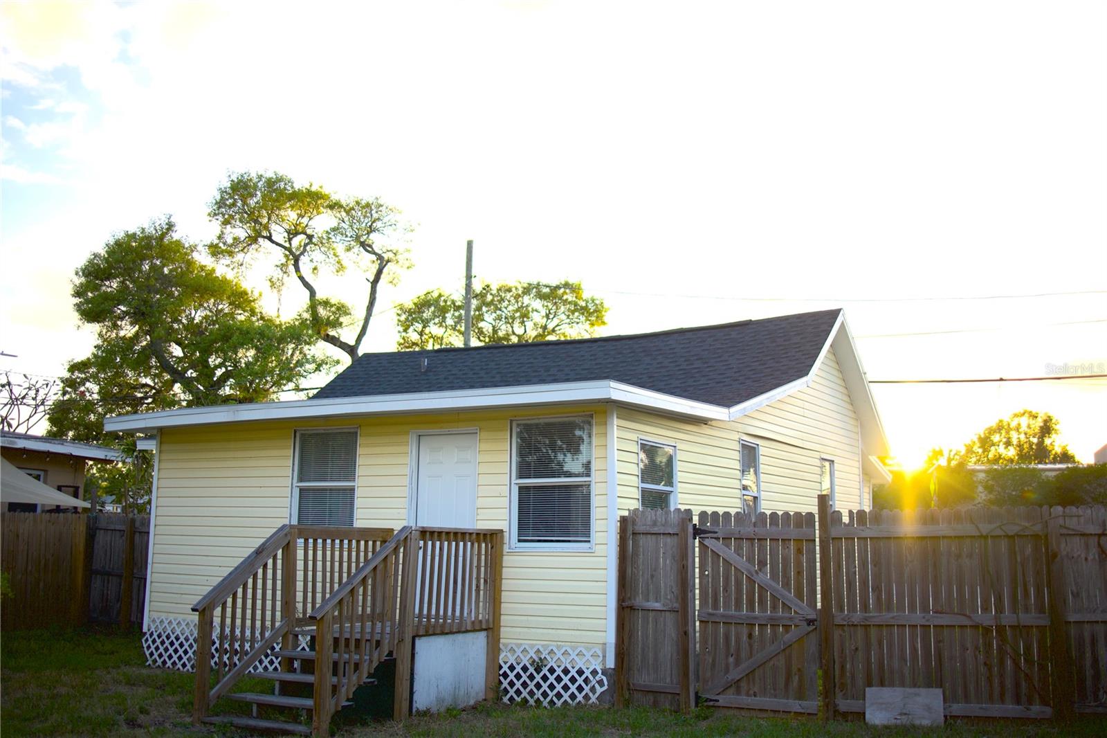 1109 BLANCHE B LITTLEJOHN TRL, CLEARWATER, FL, 33755