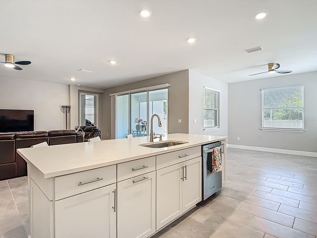 23278 SCAGLIONE DR, LUTZ, FL, 33549