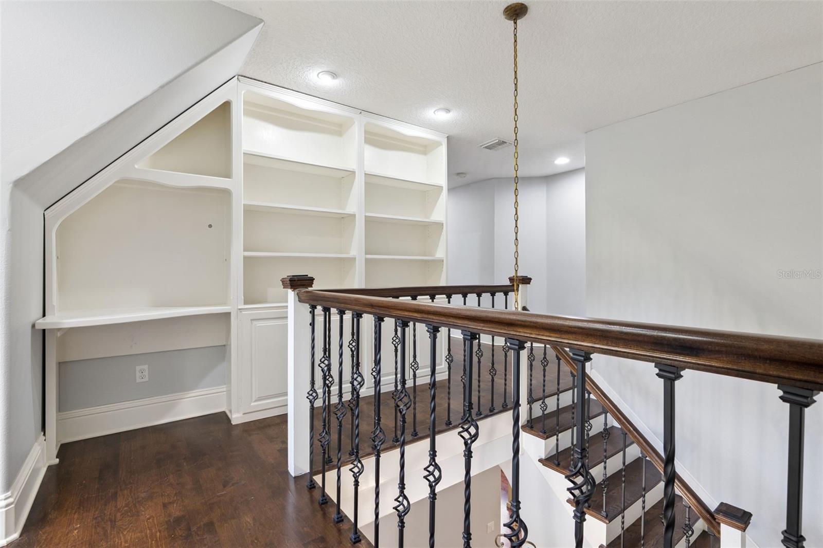 1244 ELYSIUM BLVD, MOUNT DORA, FL, 32757