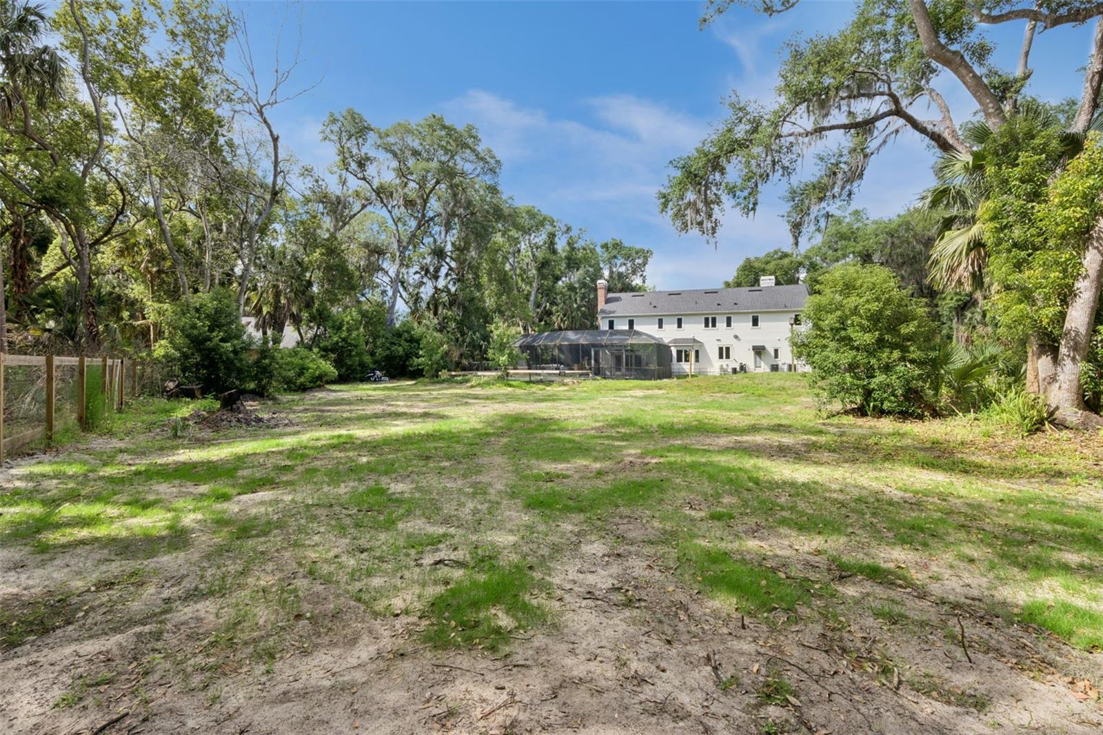 1244 ELYSIUM BLVD, MOUNT DORA, FL, 32757