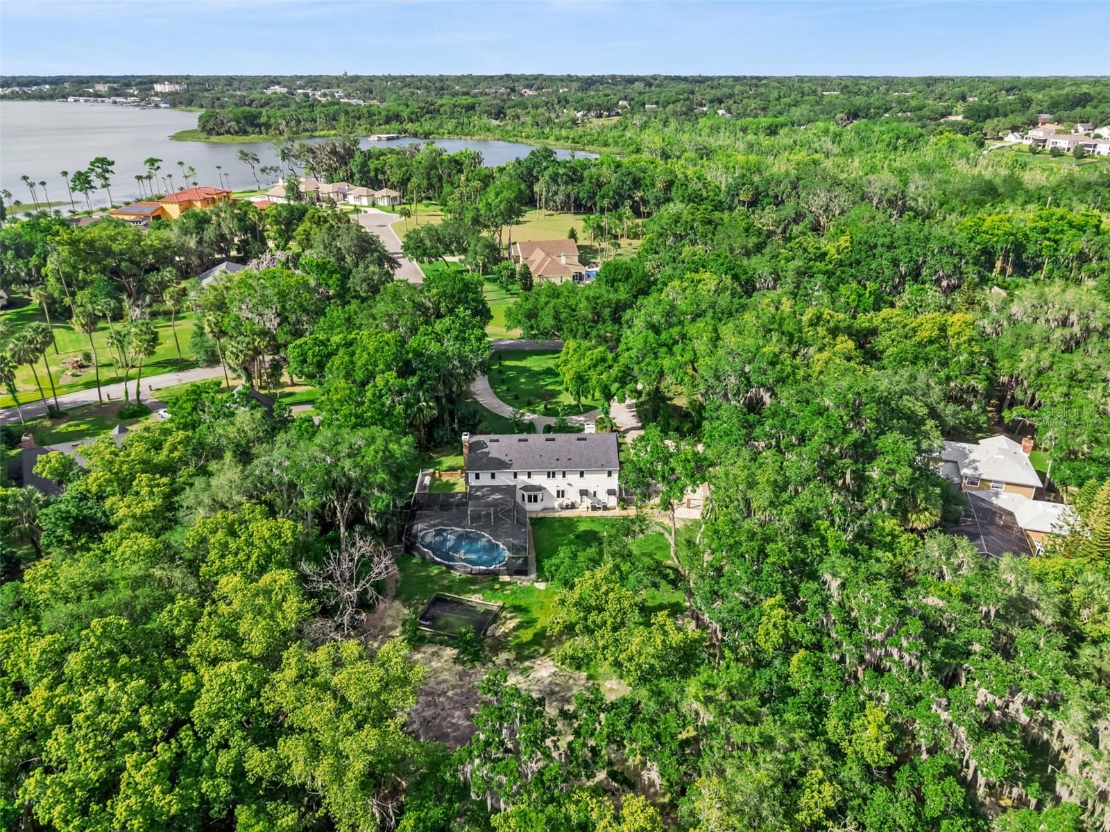 1244 ELYSIUM BLVD, MOUNT DORA, FL, 32757