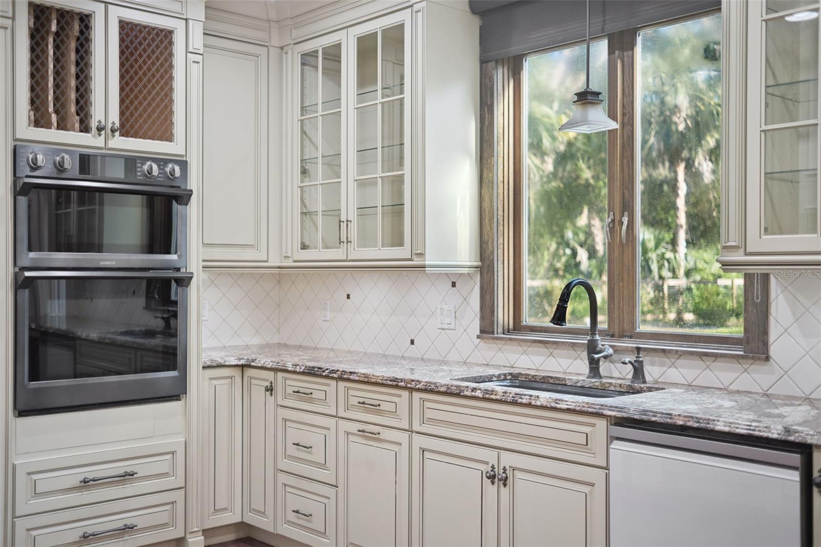 1244 ELYSIUM BLVD, MOUNT DORA, FL, 32757