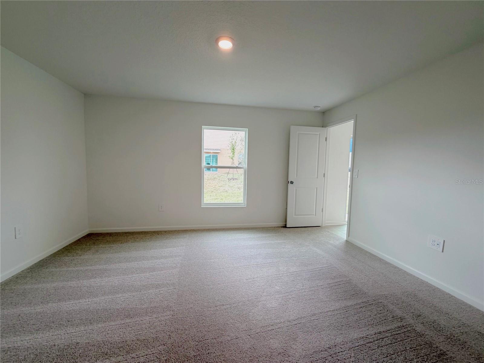 2154 LASSO LOOP, EAGLE LAKE, FL, 33839