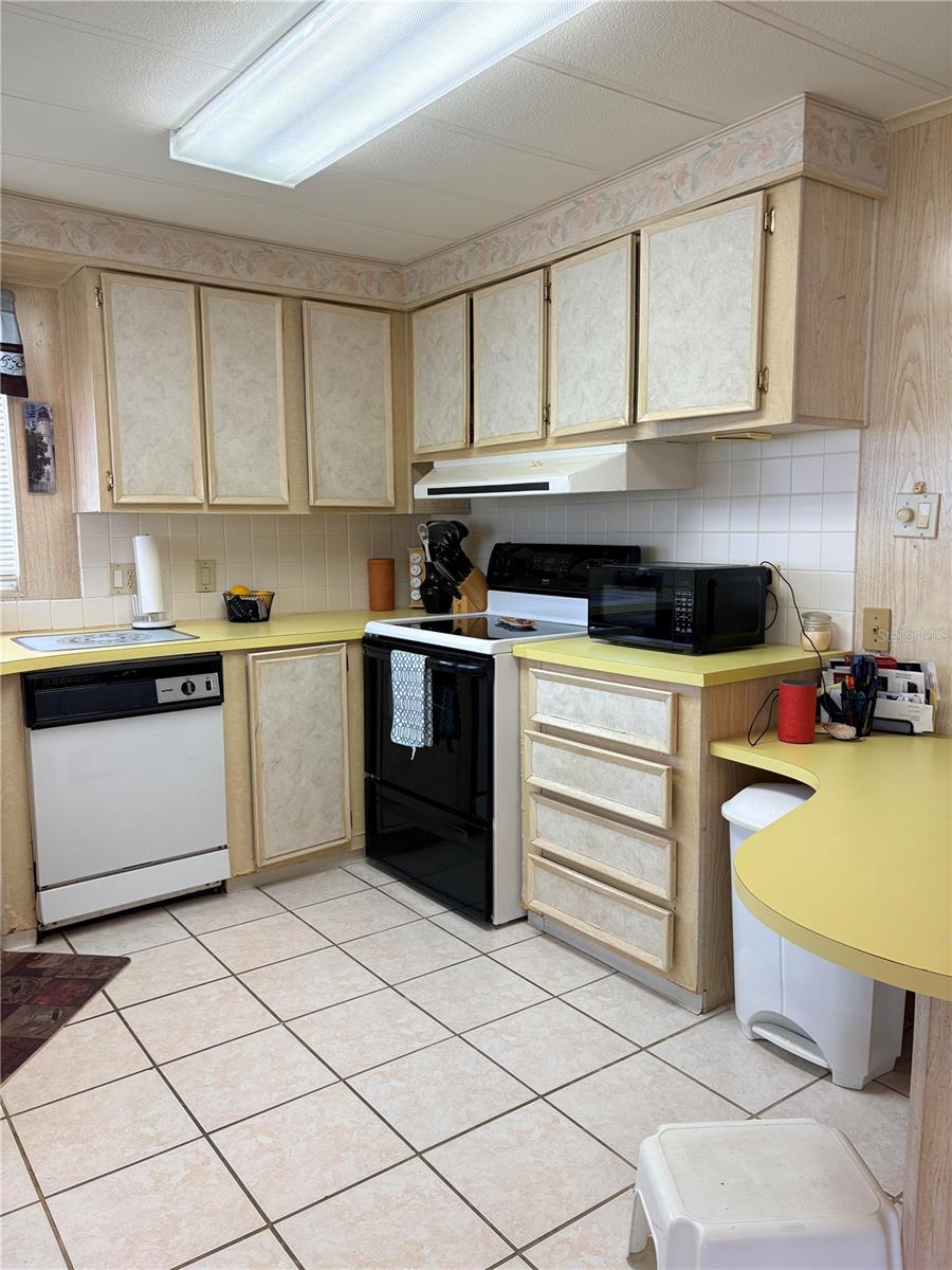 3049 LONGVIEW LN, NORTH FORT MYERS, FL, 33917