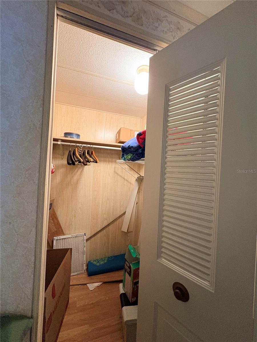 3049 LONGVIEW LN, NORTH FORT MYERS, FL, 33917