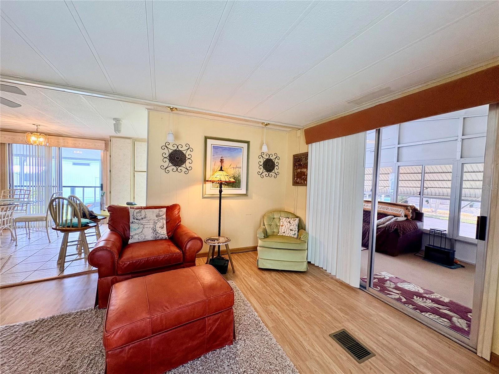 3049 LONGVIEW LN, NORTH FORT MYERS, FL, 33917