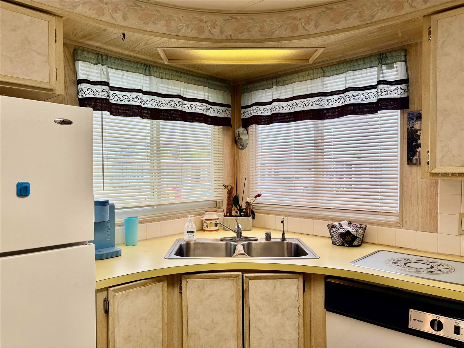 3049 LONGVIEW LN, NORTH FORT MYERS, FL, 33917