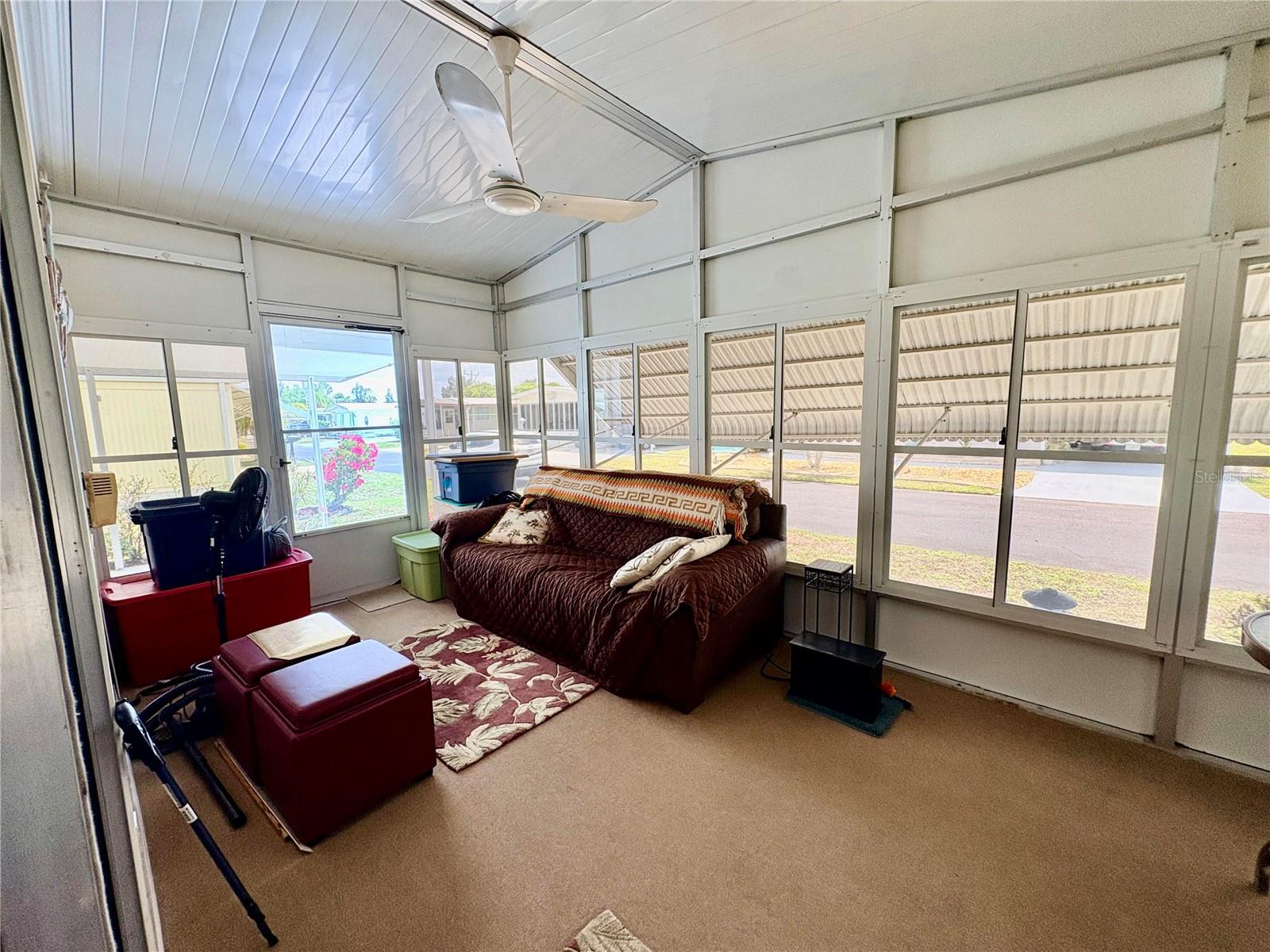 3049 LONGVIEW LN, NORTH FORT MYERS, FL, 33917