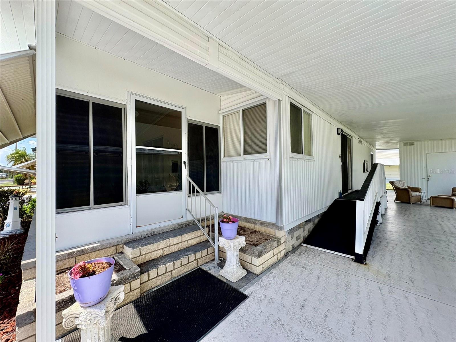 3049 LONGVIEW LN, NORTH FORT MYERS, FL, 33917