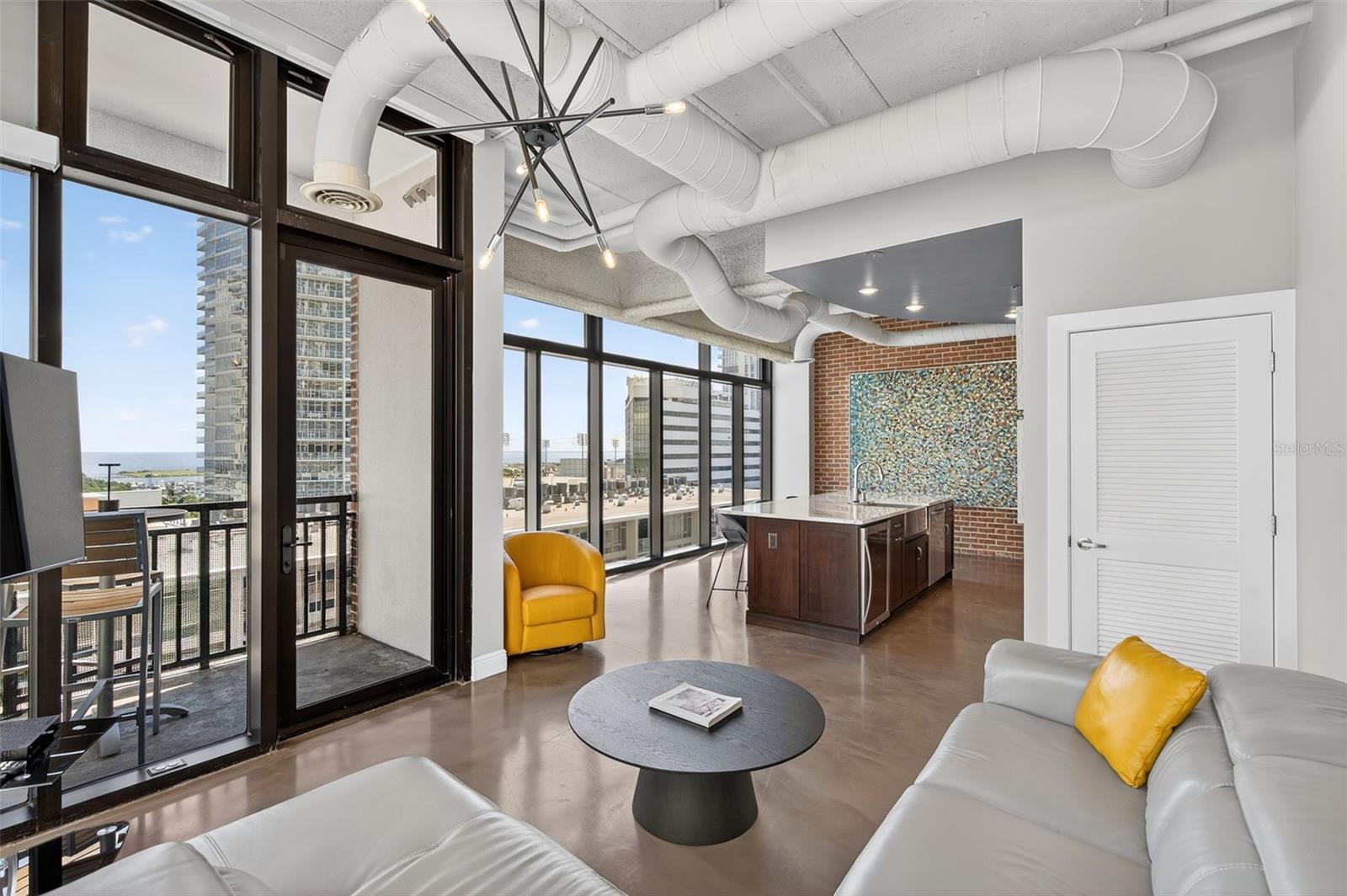 175 2ND ST S #802, ST PETERSBURG, FL, 33701