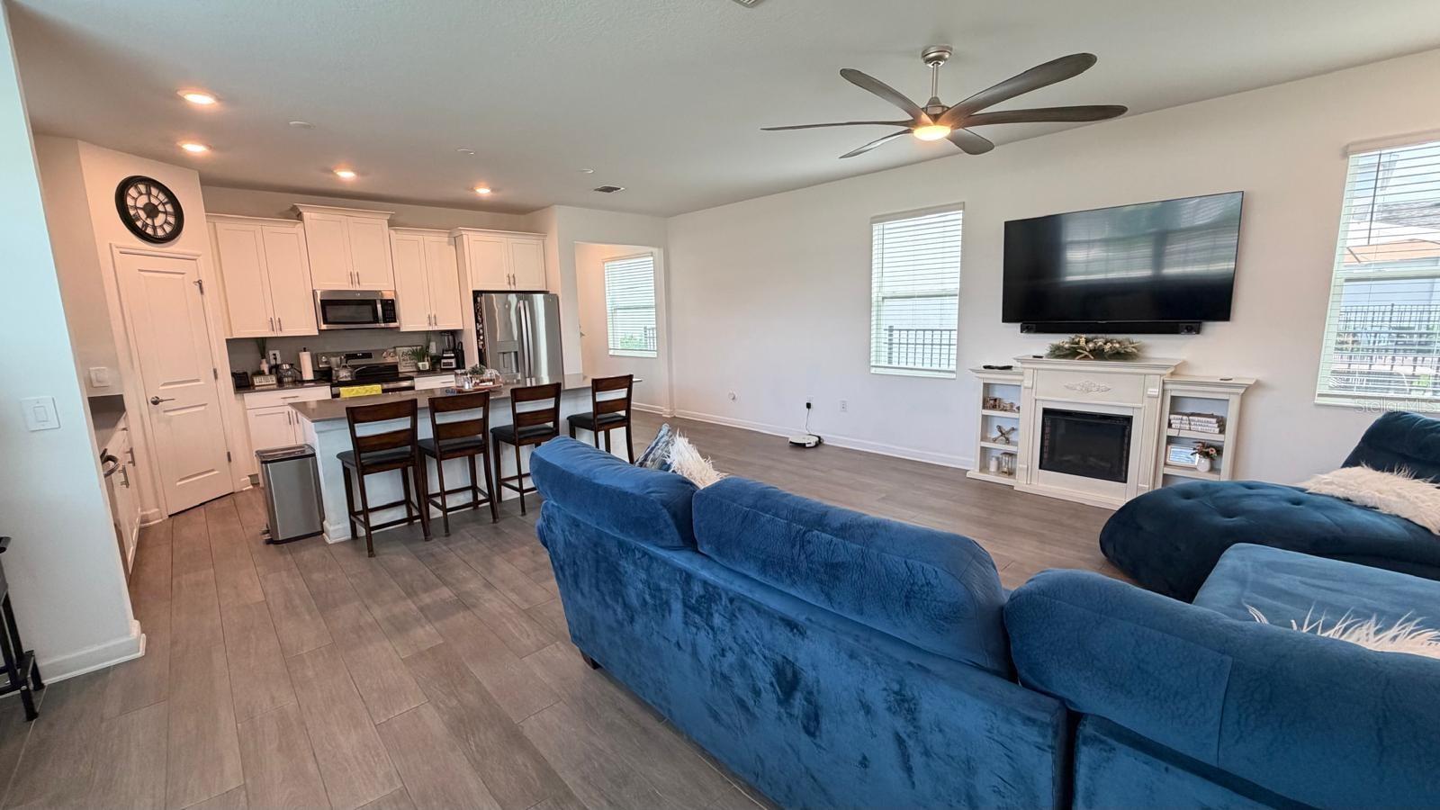 11200 LISTENING DR, ORLANDO, FL, 32832