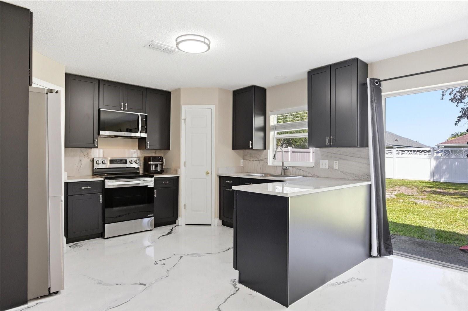 2126 BLACKSTONE LANDING DR, KISSIMMEE, FL, 34758