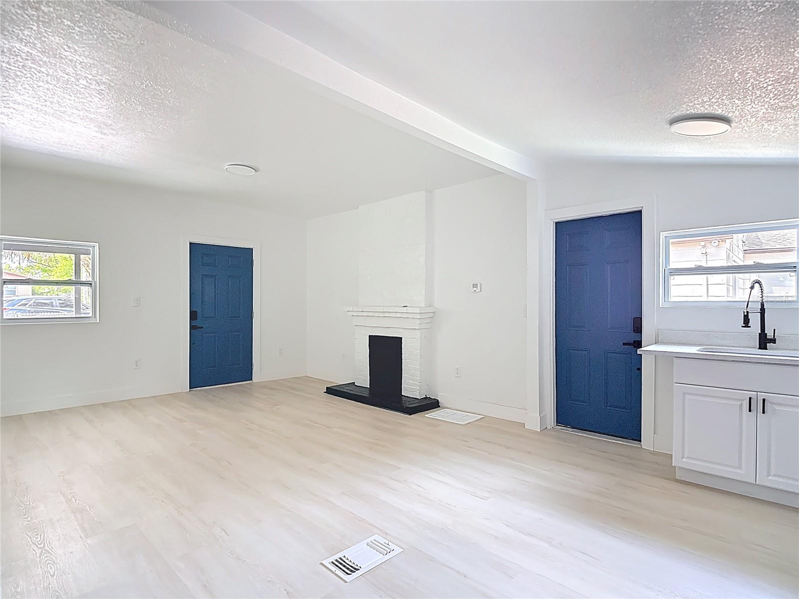 9219 N 13TH ST, TAMPA, FL, 33612