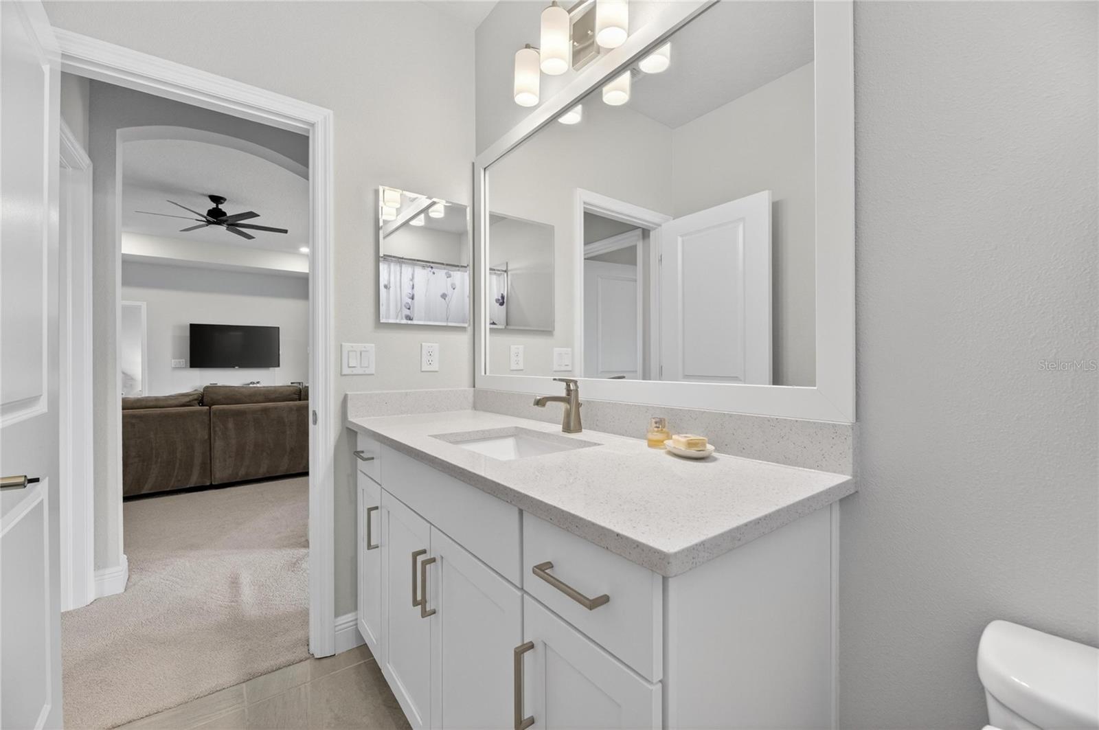 5515 MADRIGAL WAY, APOLLO BEACH, FL, 33572