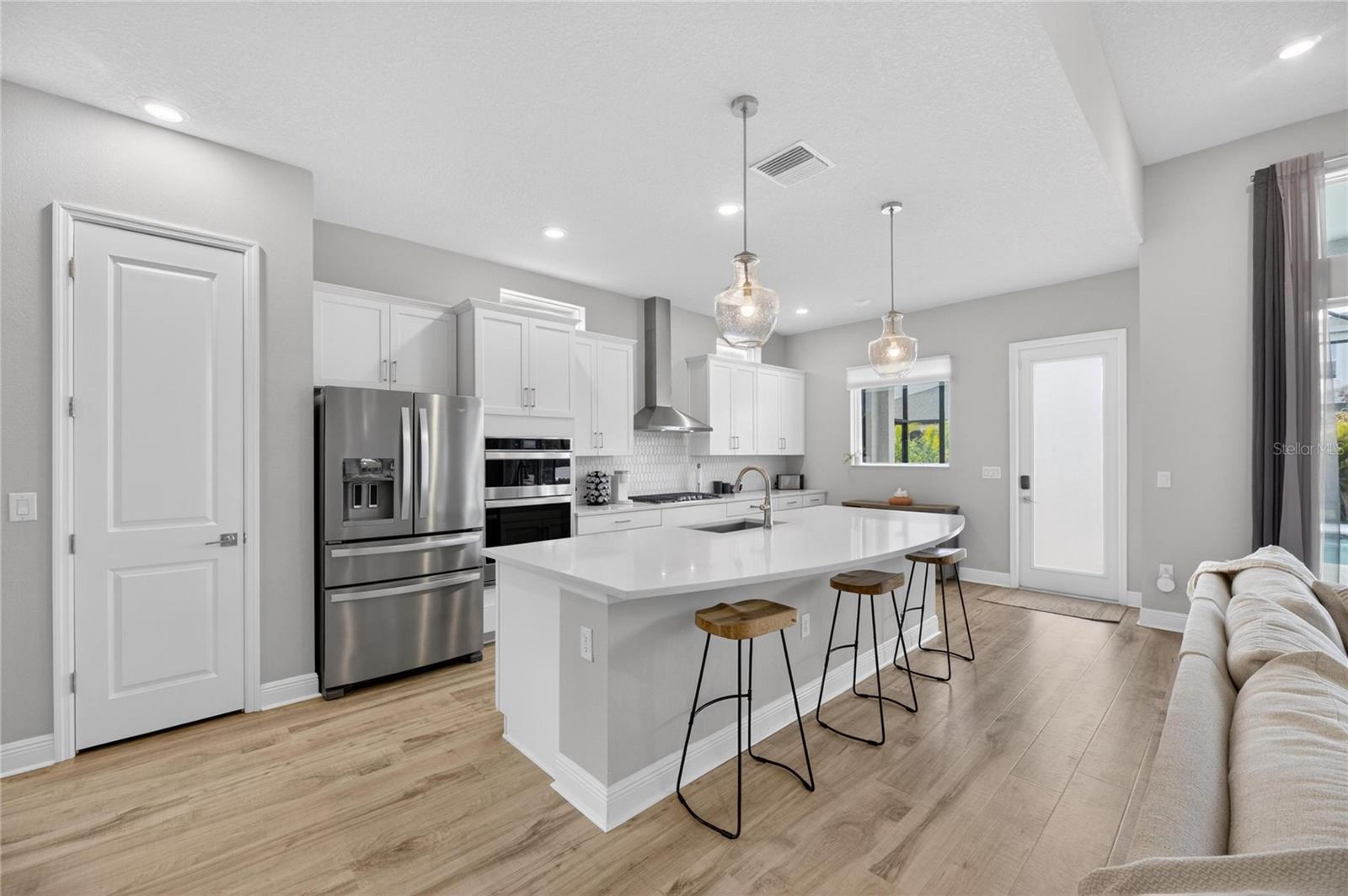 5515 MADRIGAL WAY, APOLLO BEACH, FL, 33572