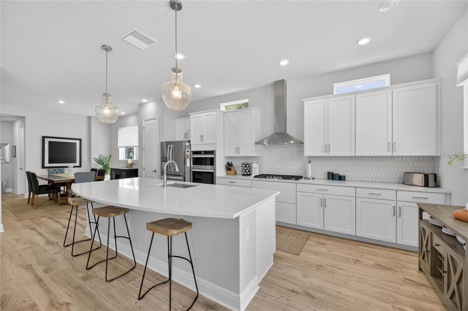 5515 MADRIGAL WAY, APOLLO BEACH, FL, 33572