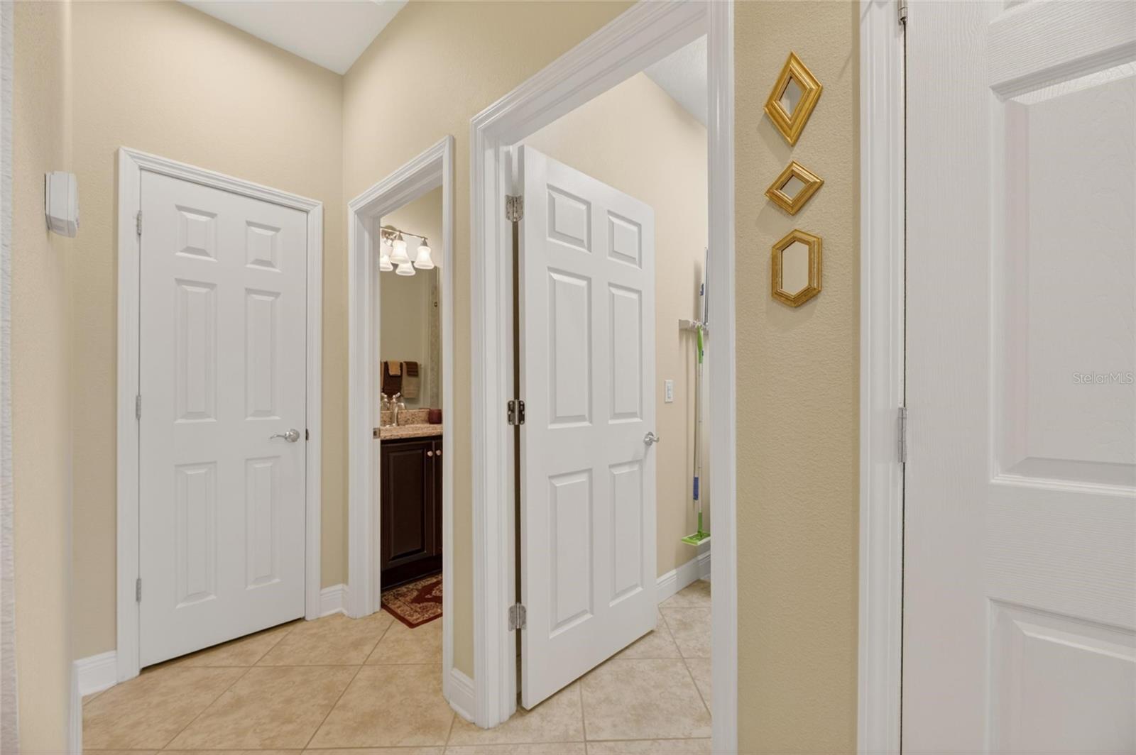 5474 SUNSET FALLS DR, APOLLO BEACH, FL, 33572