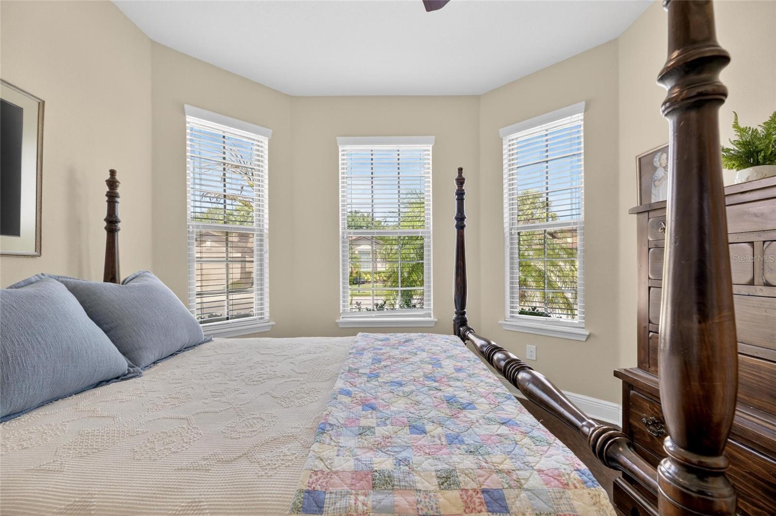 5474 SUNSET FALLS DR, APOLLO BEACH, FL, 33572