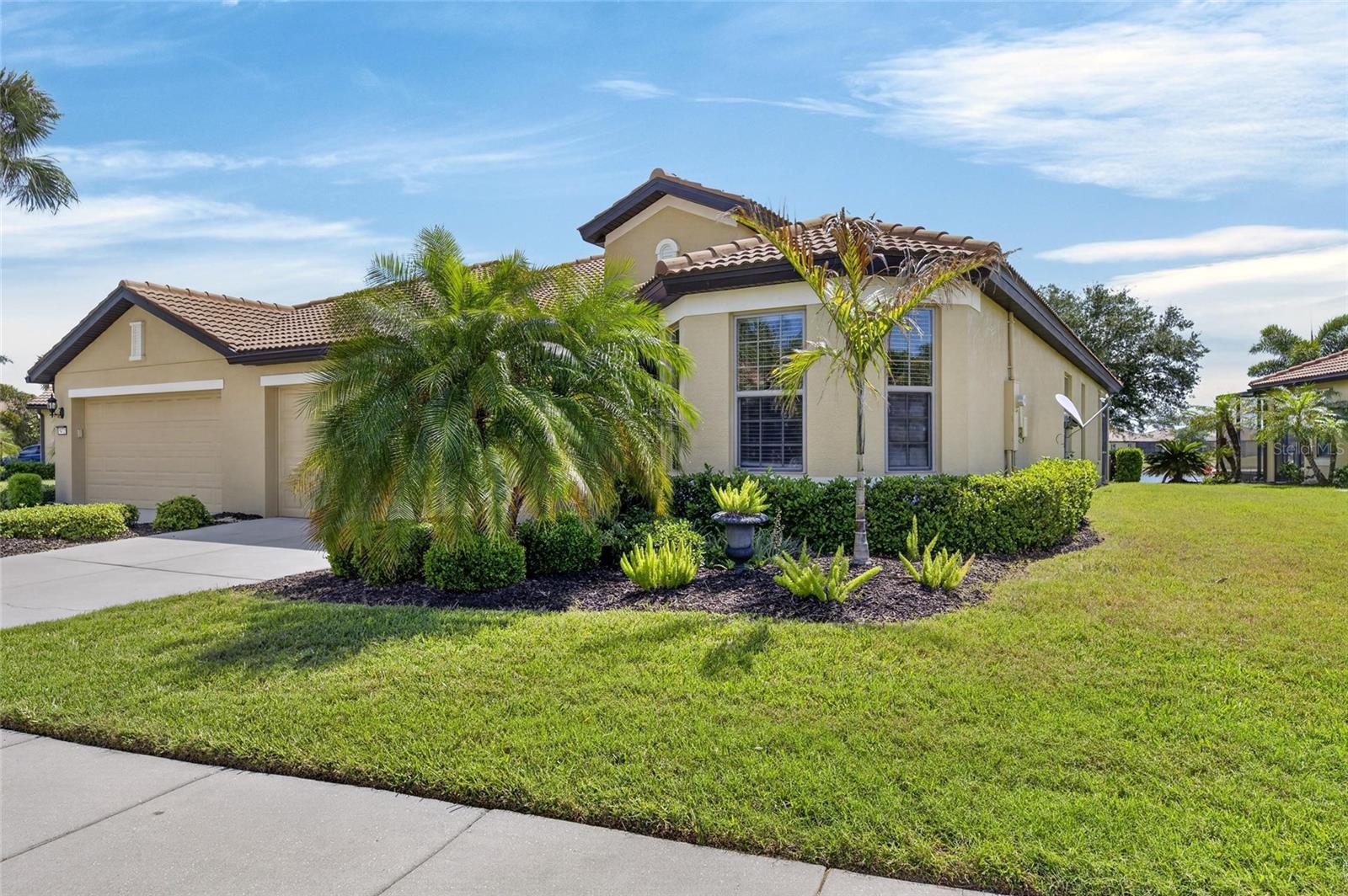 5474 SUNSET FALLS DR, APOLLO BEACH, FL, 33572