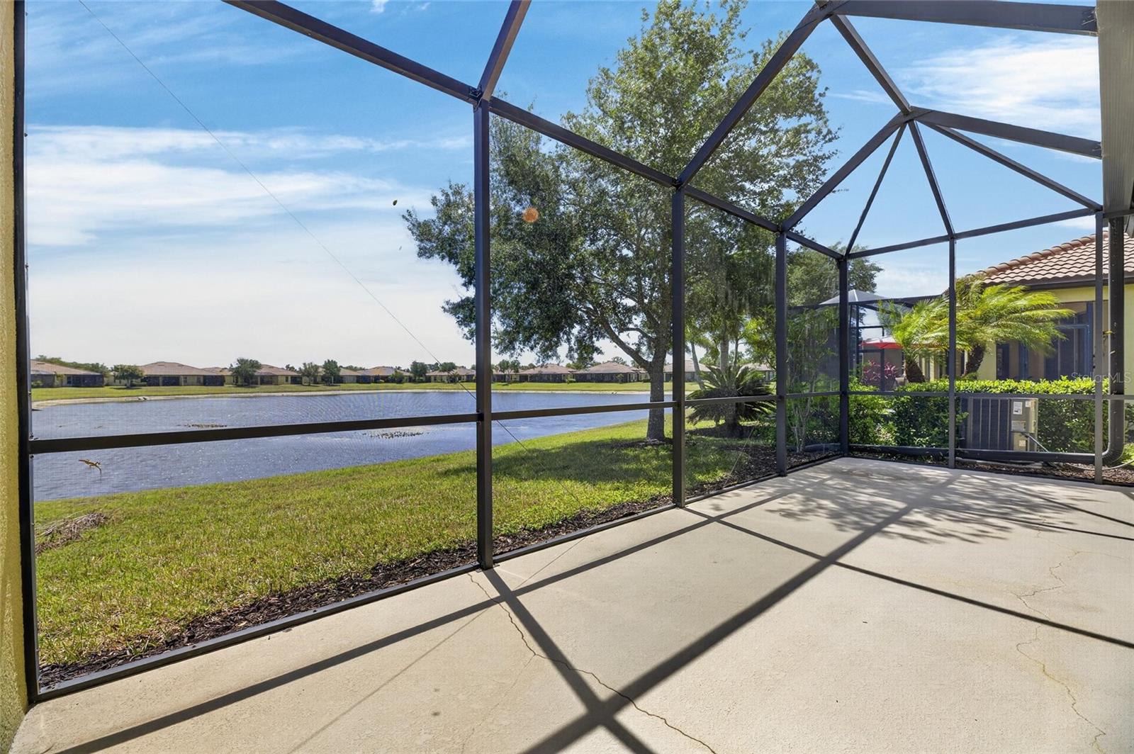 5474 SUNSET FALLS DR, APOLLO BEACH, FL, 33572