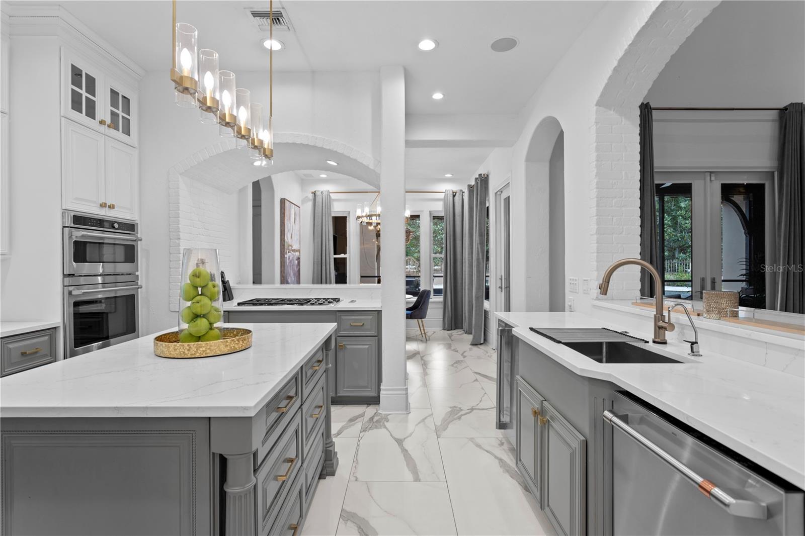 11410 TROTTING DOWN DR, ODESSA, FL, 33556