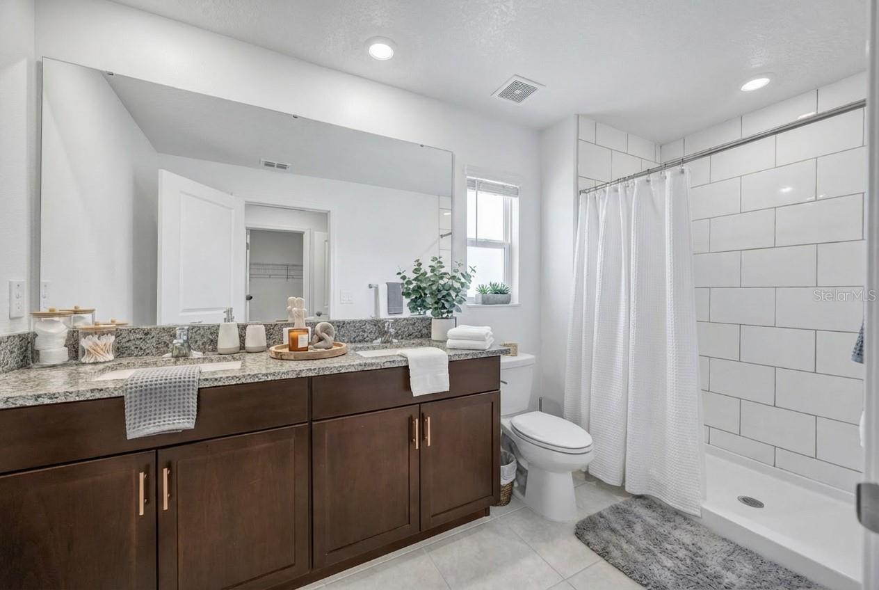 2524 SUNRAY VENUS WAY, RUSKIN, FL, 33570