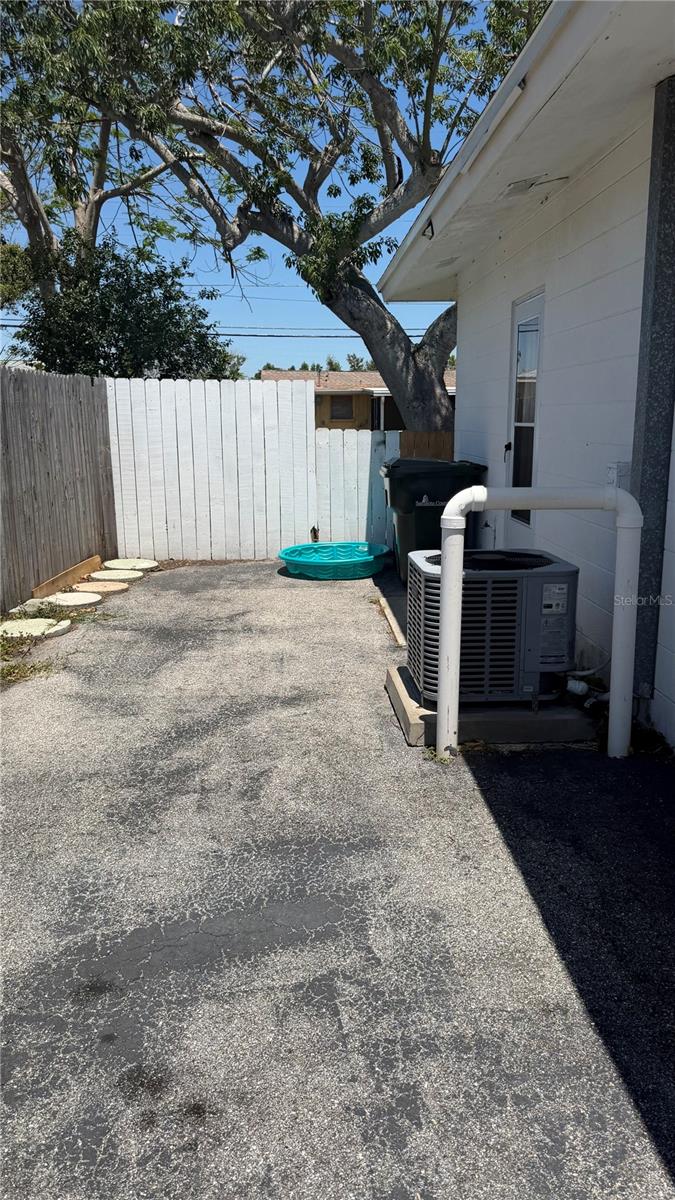 339 PINE TREE RD, VENICE, FL, 34293