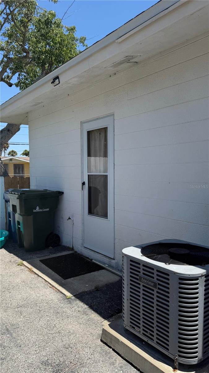 339 PINE TREE RD, VENICE, FL, 34293