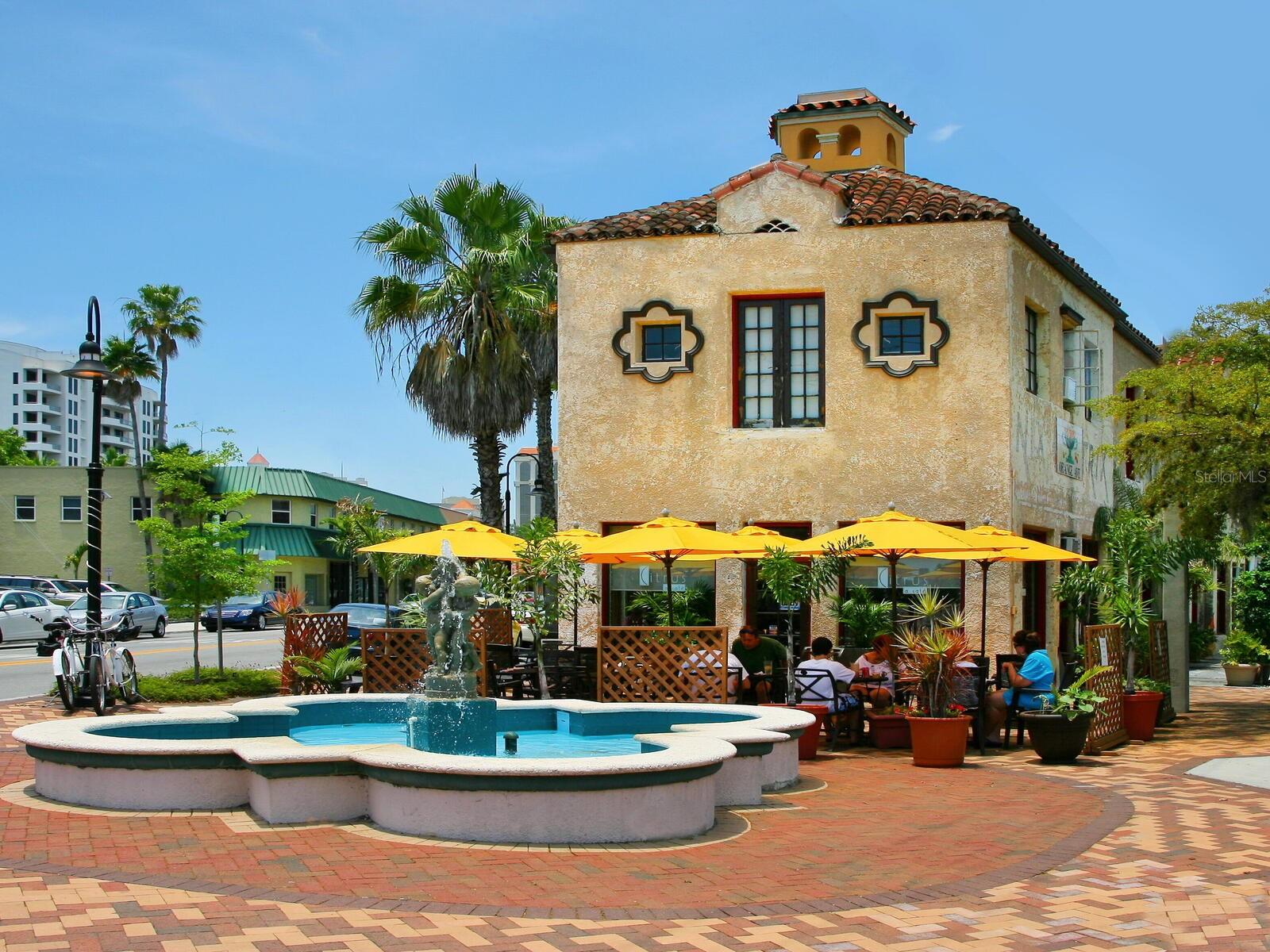 820 WHITFIELD AVE, SARASOTA, FL, 34243