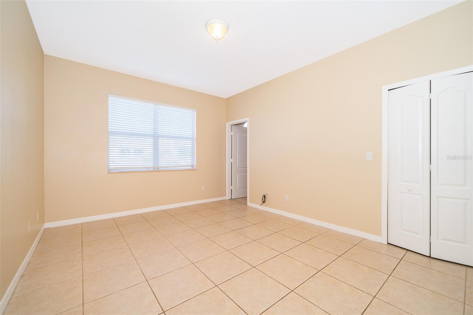 9400 FLOWERING COTTONWOOD RD, ORLANDO, FL, 32832