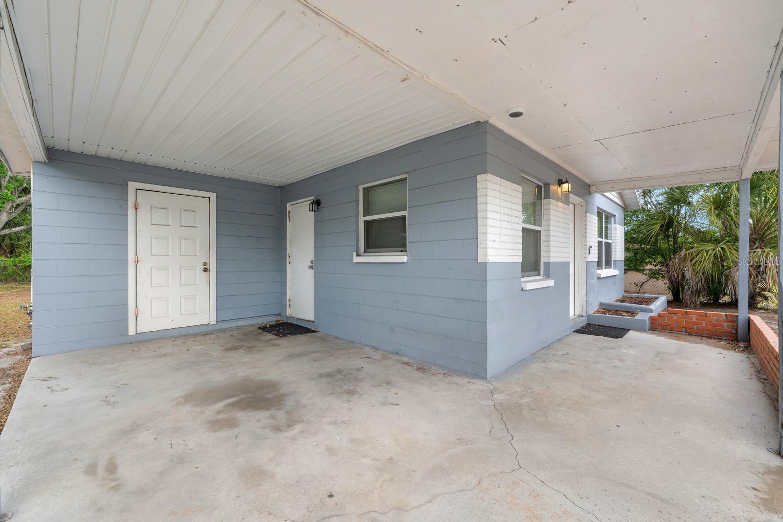 2906 E GENESEE ST, TAMPA, FL, 33610