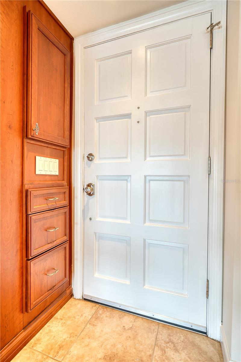 1100 N SHORE DR NE #505, ST PETERSBURG, FL, 33701