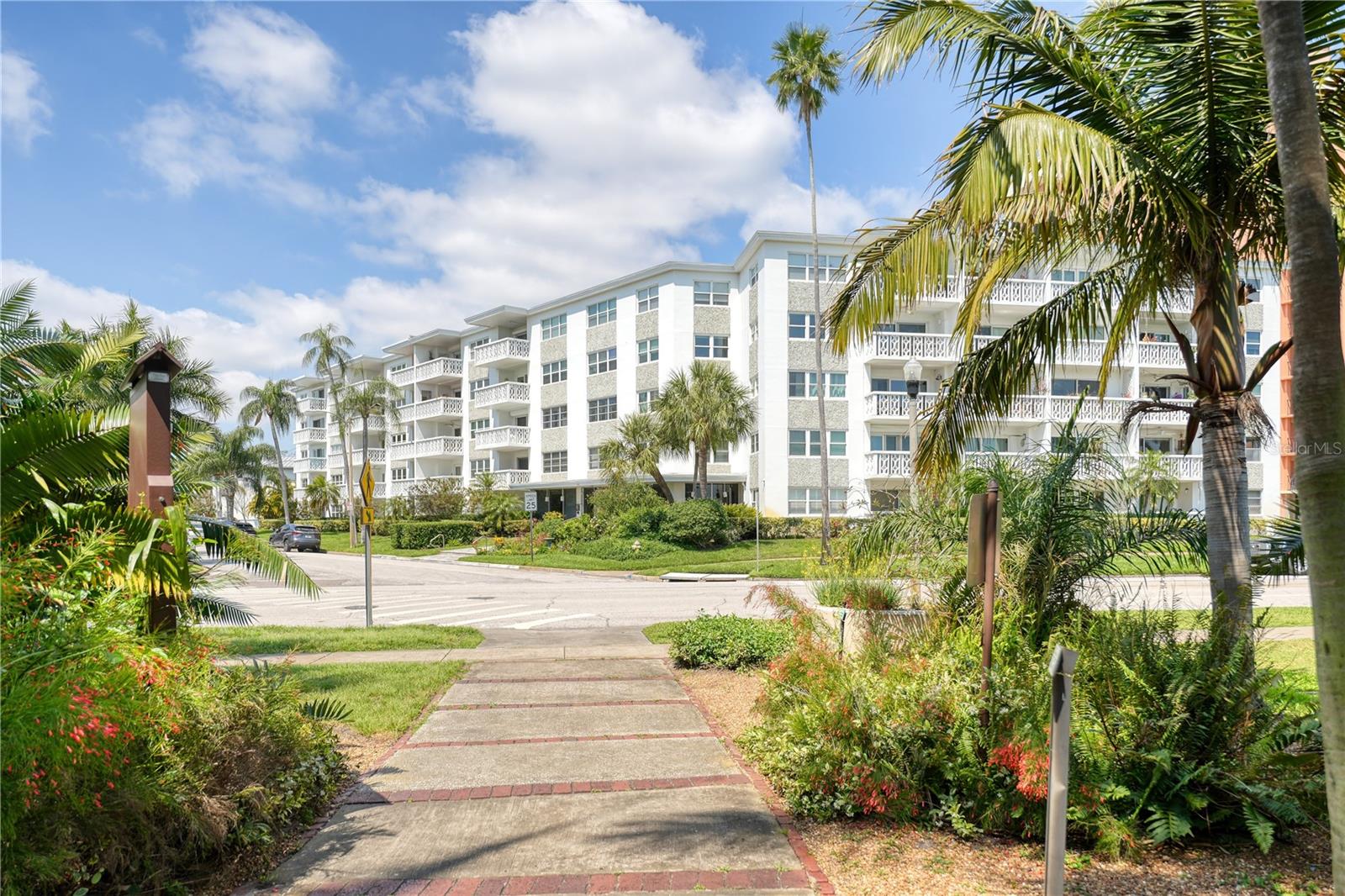 1100 N SHORE DR NE #505, ST PETERSBURG, FL, 33701